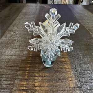 Bath & Body Works Wallflowers Christmas Snowflake Warmer
